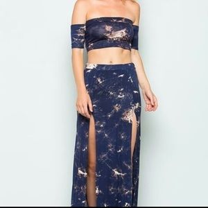 Sexy Tye Dye set with off the shoulder crop top and slitted maxi skirt. Size S